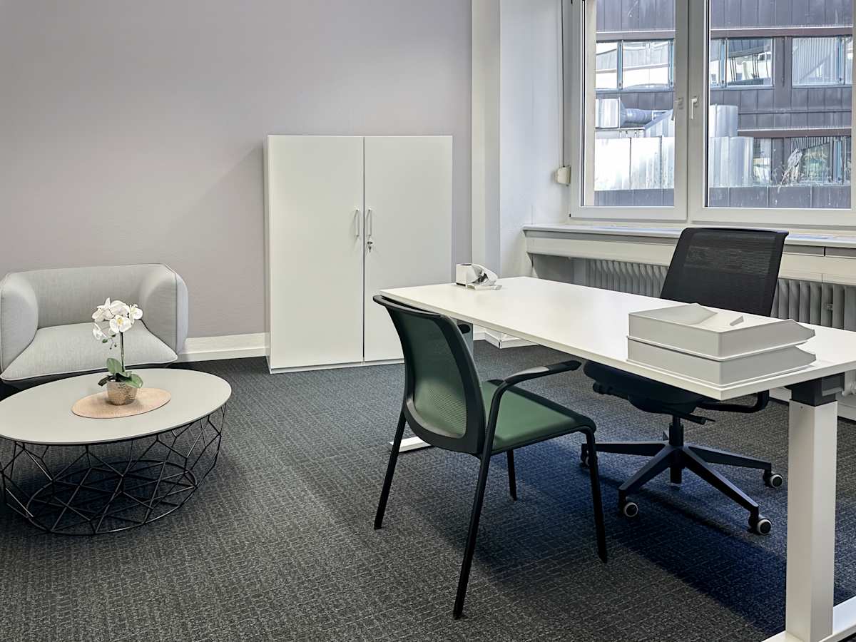 Regus - Stuttgart, Friedrichstrasse photo 2