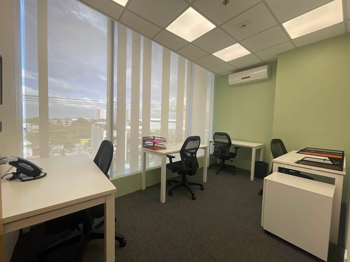 Regus - Colours Town Center photo 9