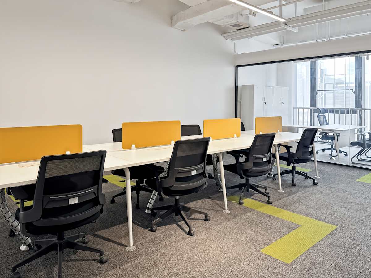 Regus - Xixian New Area Financial Port photo 9