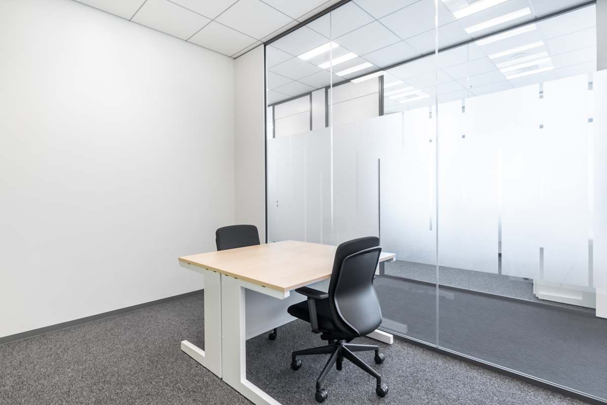 Regus - Daiya Gate Ikebukuro photo 9