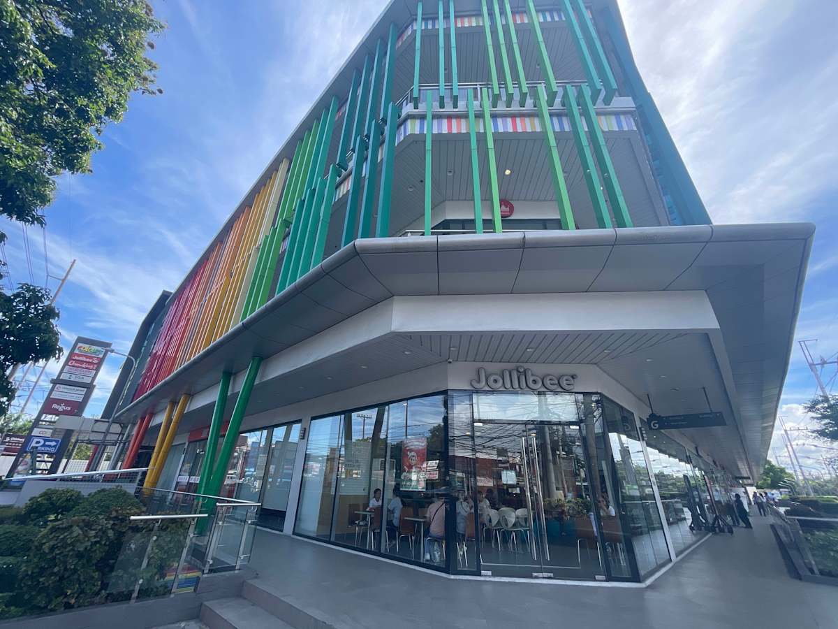 Regus - Colours Town Center photo 4