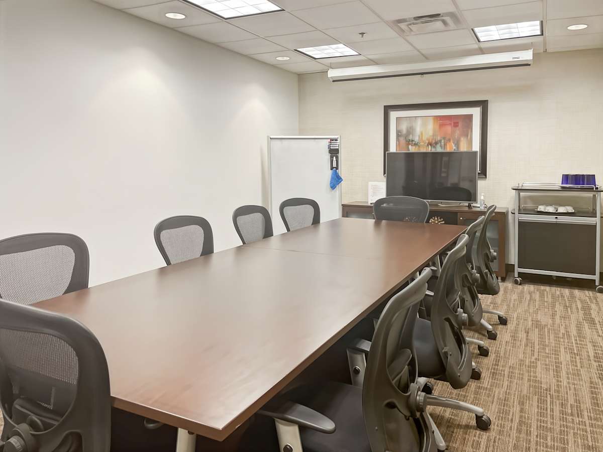 175 Capital Boulevard photo 2