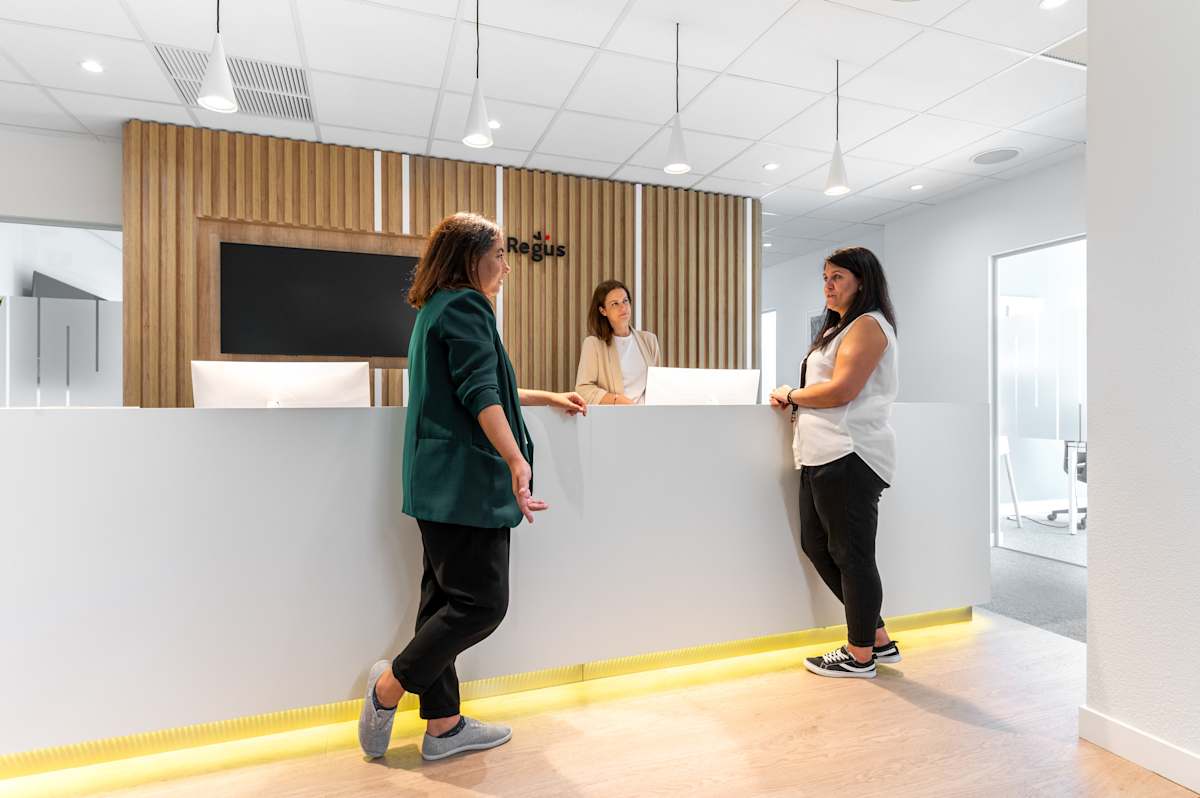 Regus - Toledo, Avenida Europa photo 2