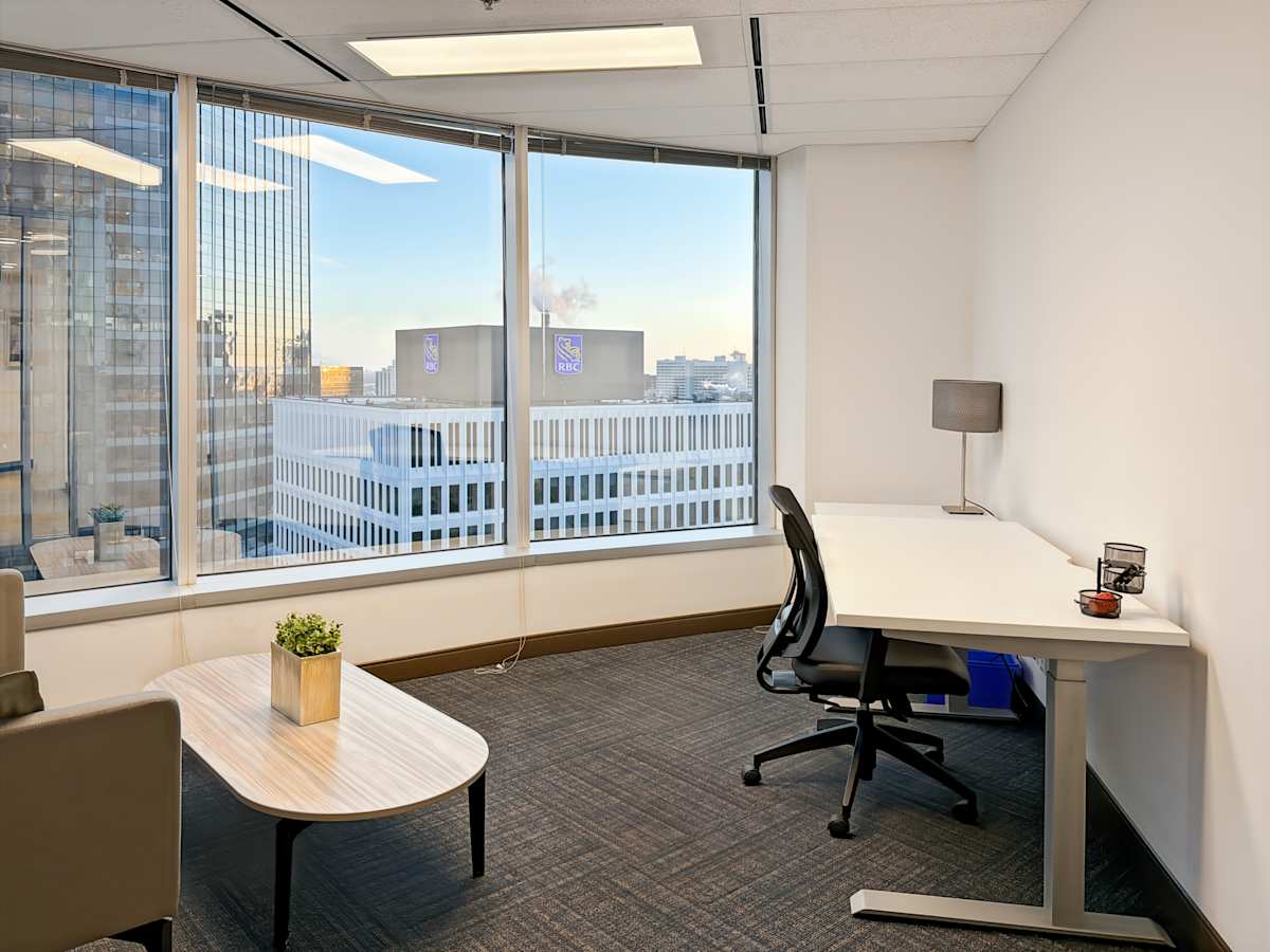 201 Portage Avenue photo 12