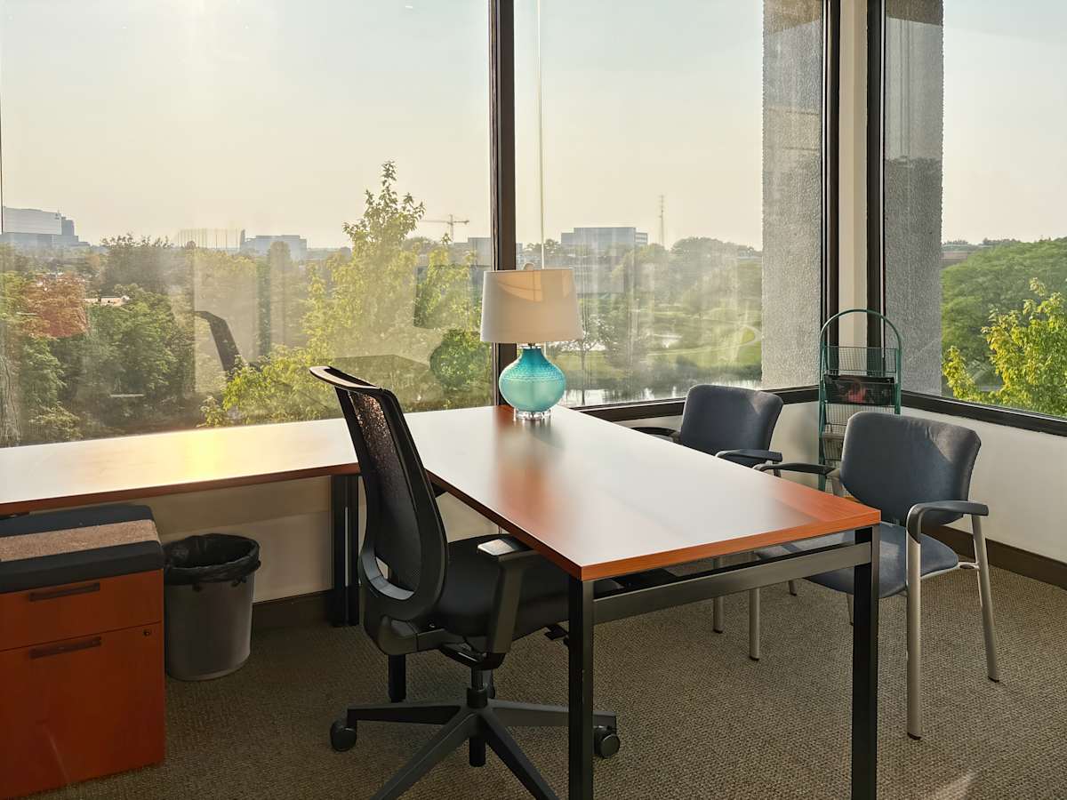 Gateway Executive Park photo 5