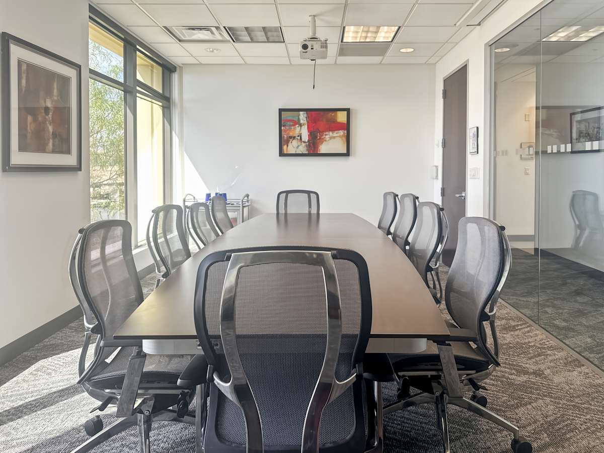 Arroyo Corporate Center photo 3