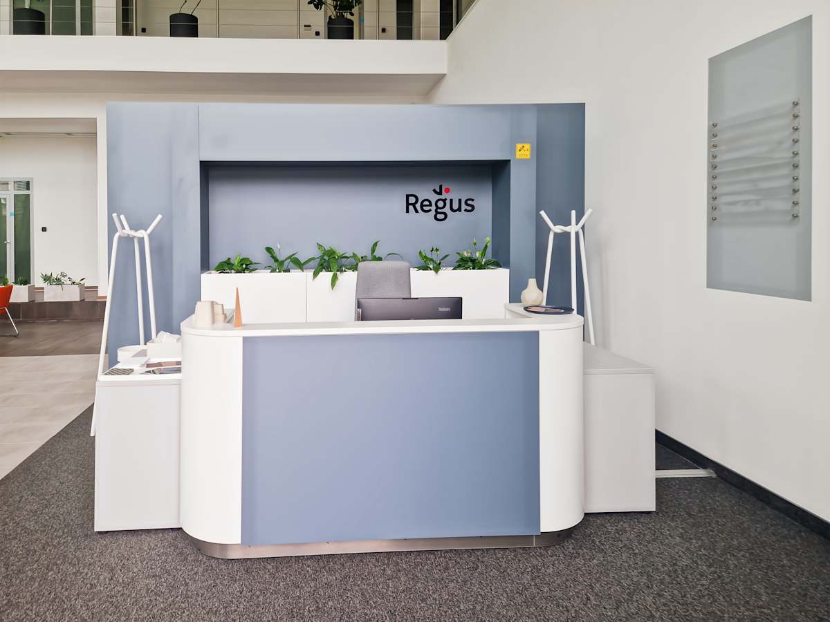 Regus - Szentendre, Dobogókoi út 2 photo 2