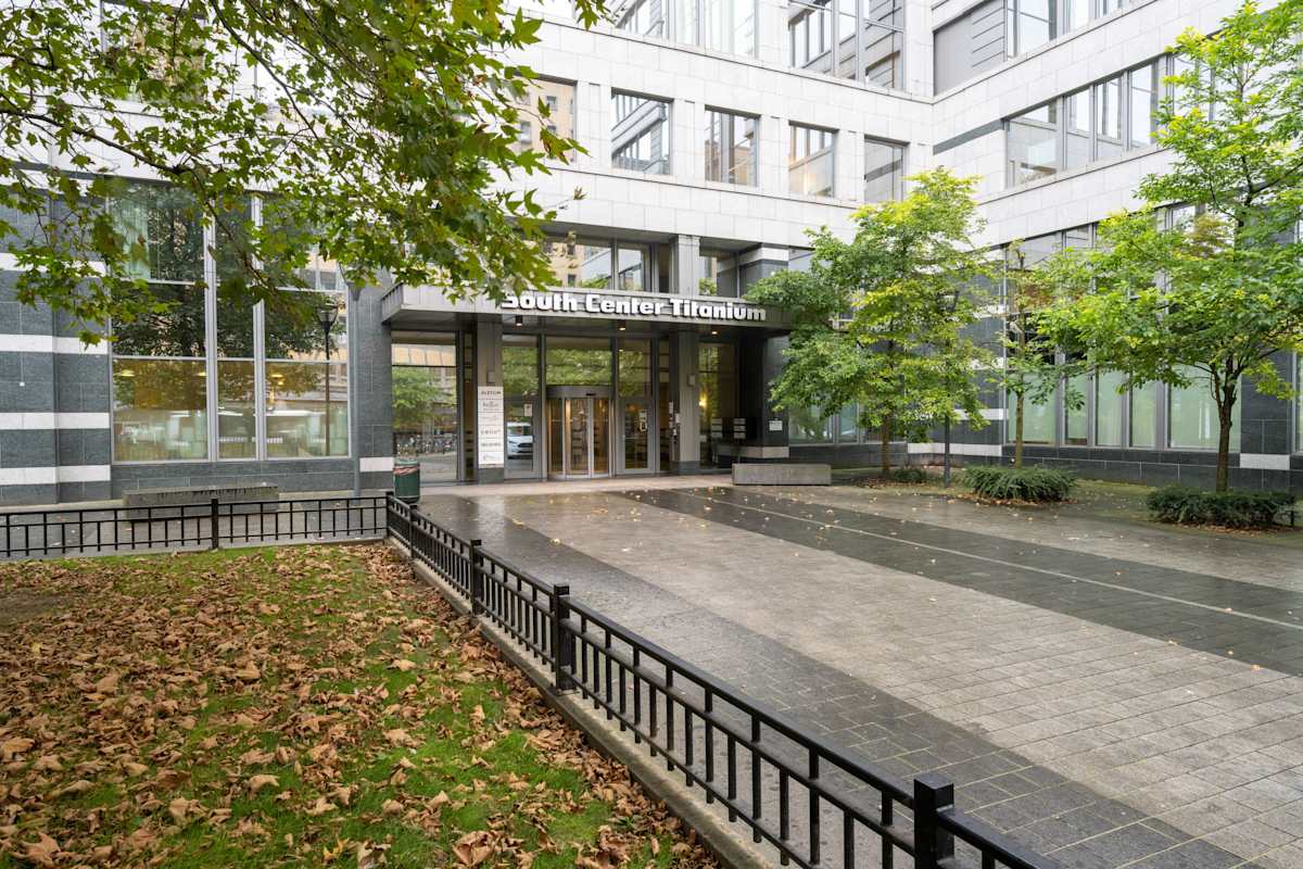 South Center Titanium photo 1