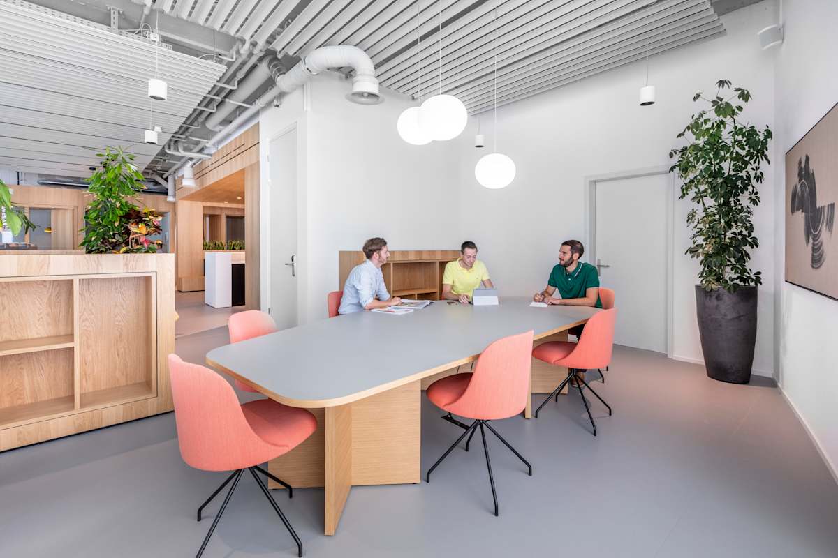 Regus Zug Main Station photo 4