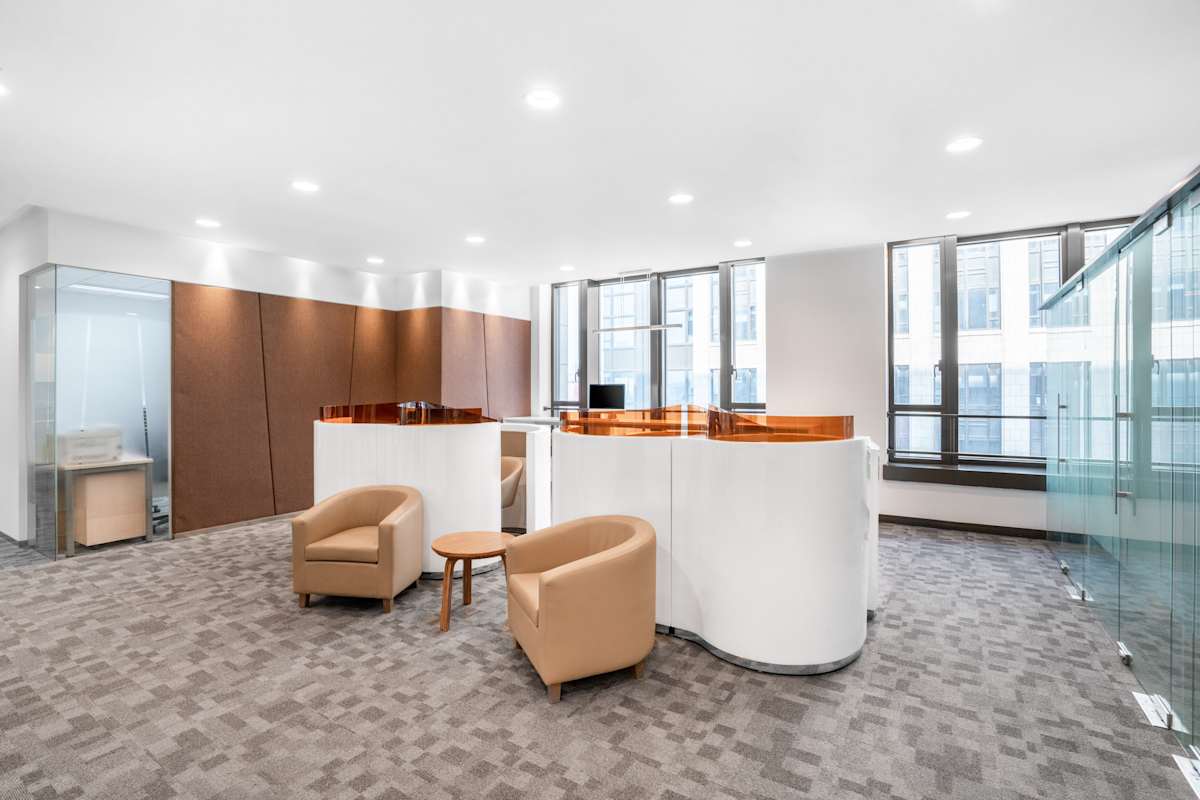 Regus - Chamtime Plaza photo 6