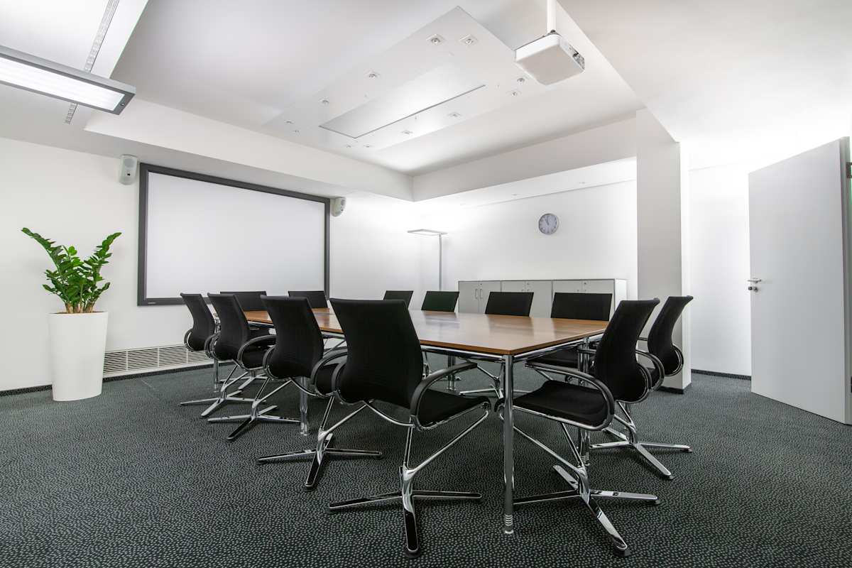 Regus - Munich, Leopoldstrasse 23 photo 3