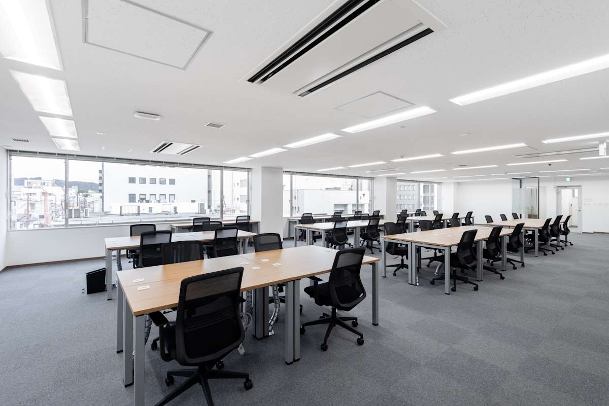 Regus - Himeji Station photo 7