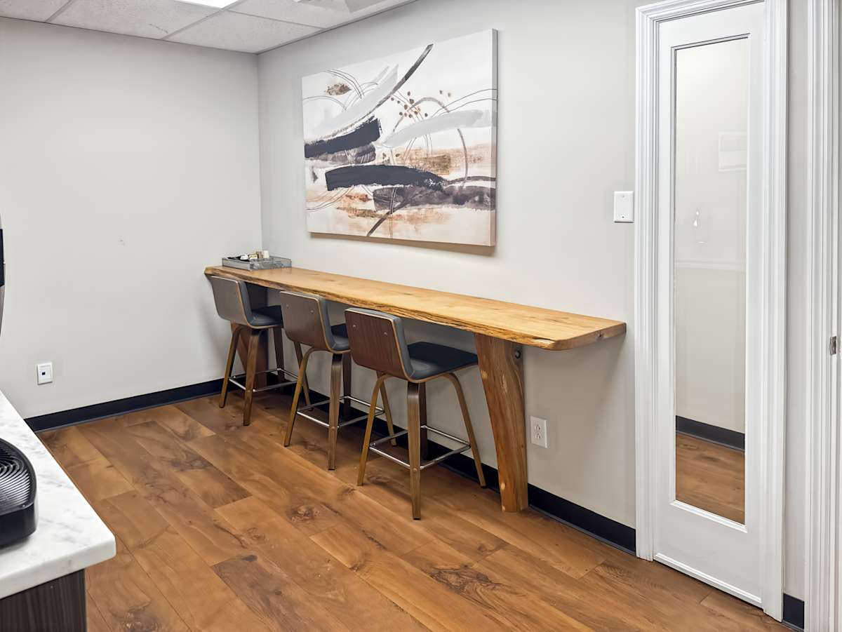 Ellisville Pointe photo 6