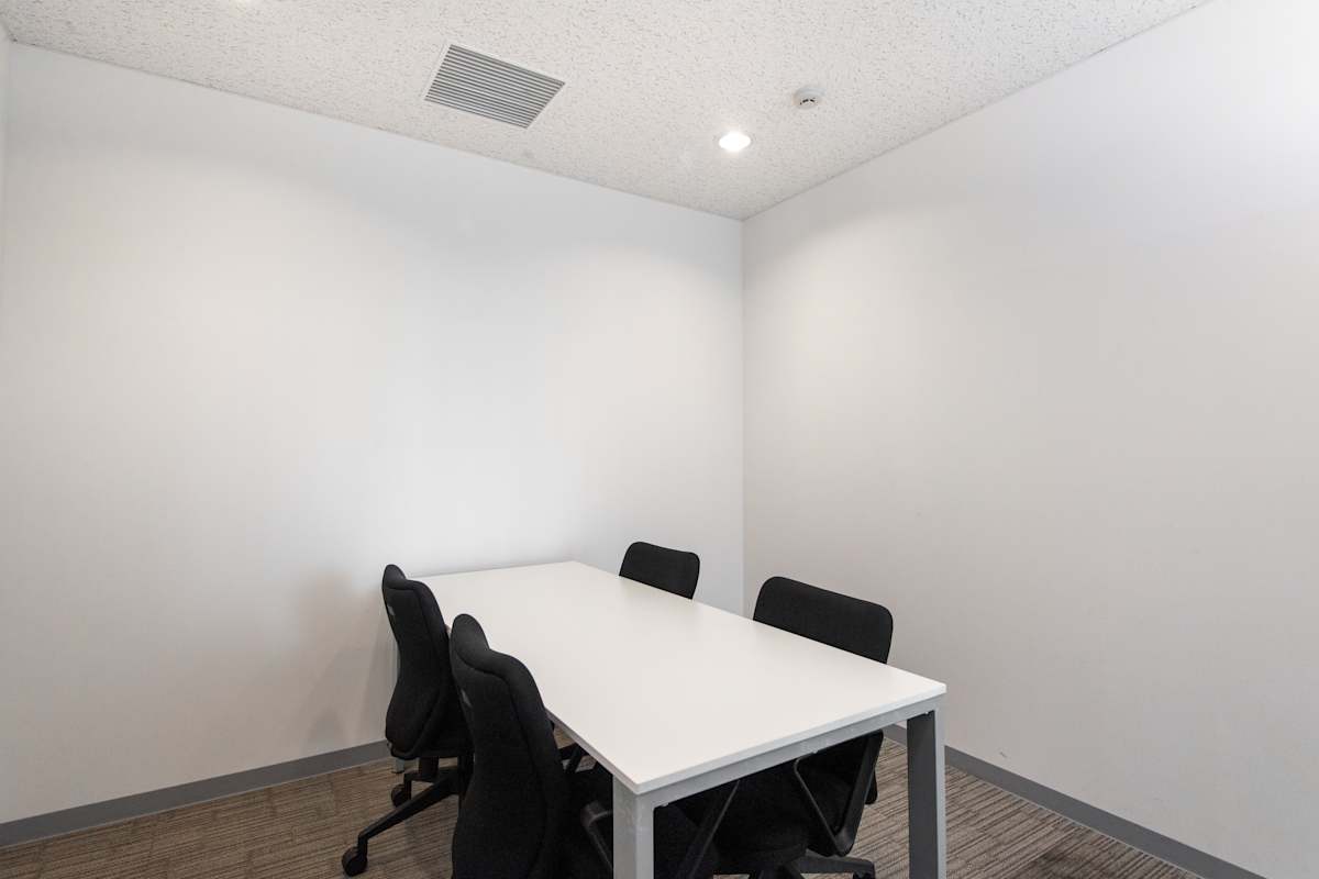 Regus Mito Izumicho Building photo 3