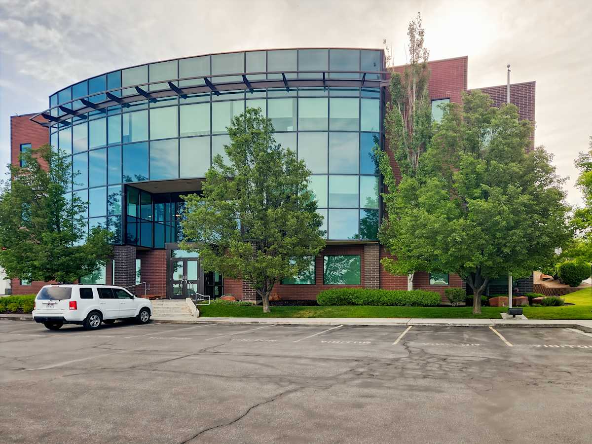 1010 N 500 E photo 1