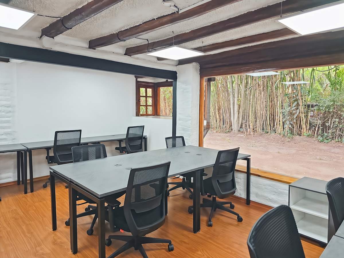 Regus - Cumbaya photo 4