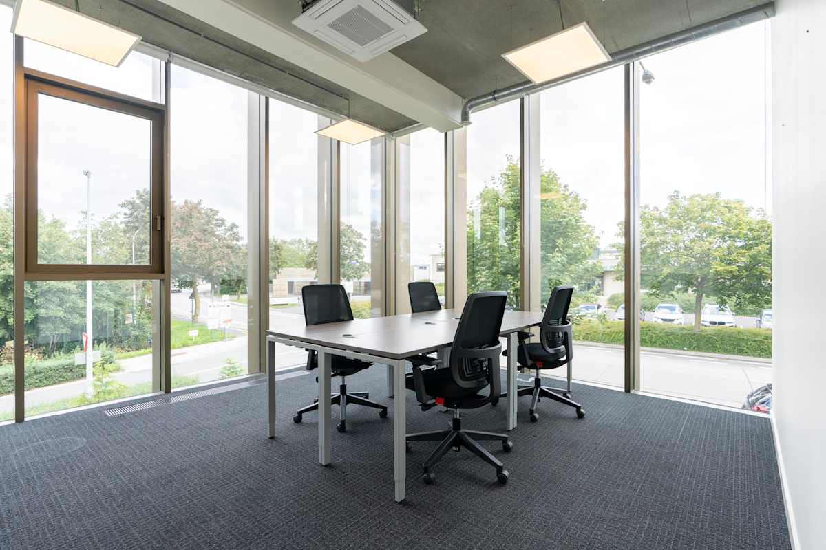 Regus - Kortrijk, Dumolinlaan photo 4