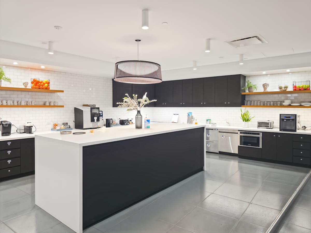 Spaces - 115 Myrtle Avenue photo 6
