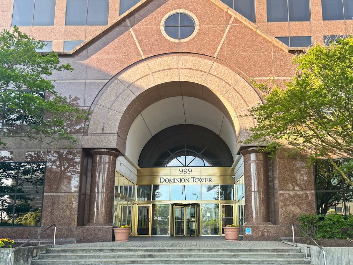 Dominion Tower photo 1