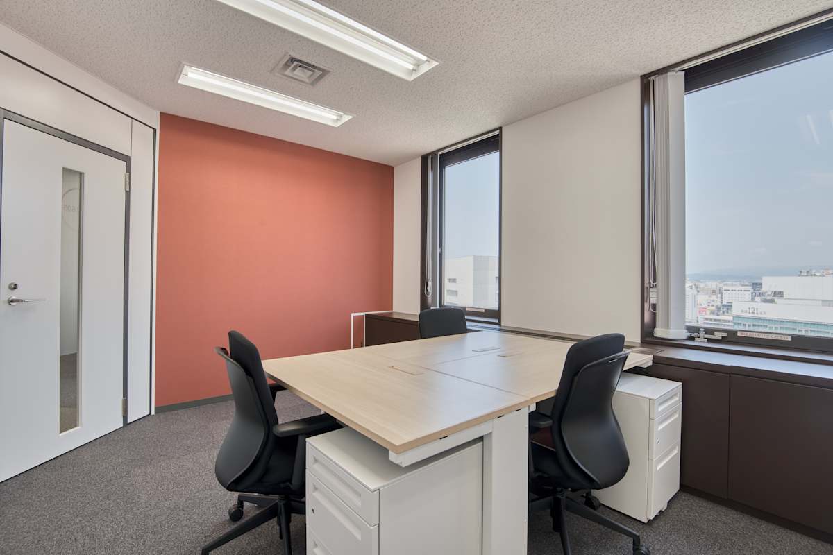 Nishinihon Shinbun Building photo 4
