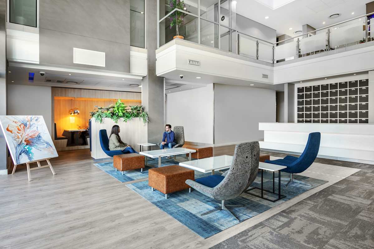 Regus - Design Quarter photo 5