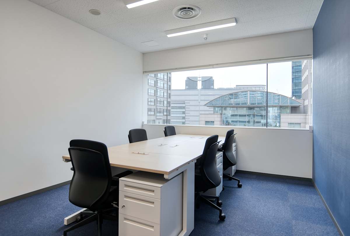 Regus - Yokohama Landmark Plaza photo 8
