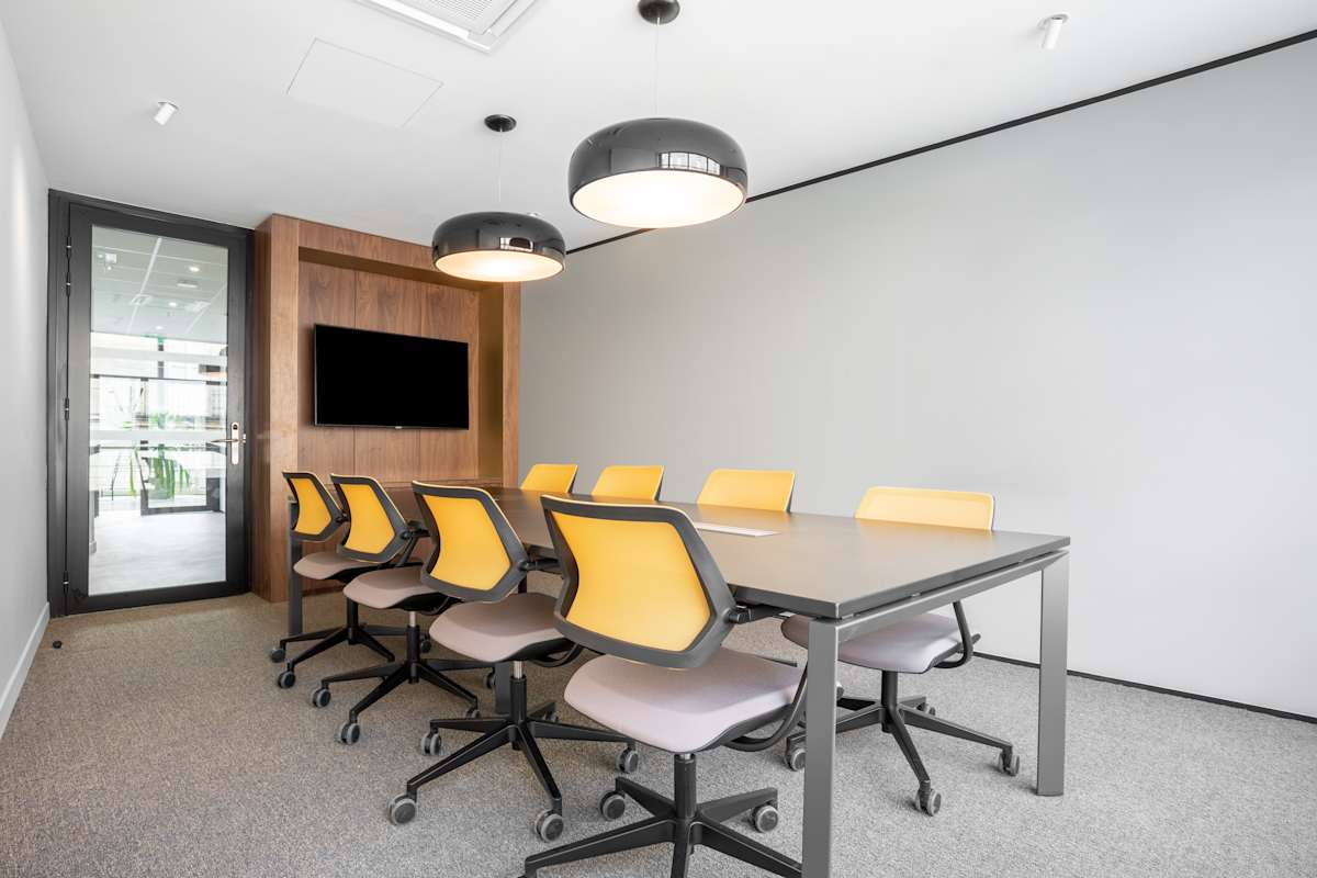 Regus - Bordeaux, Place des Grands Hommes photo 8
