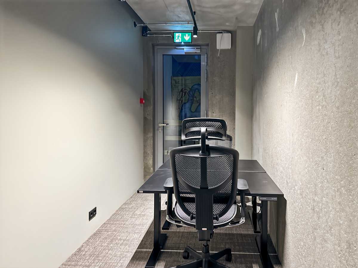 L27 photo 9