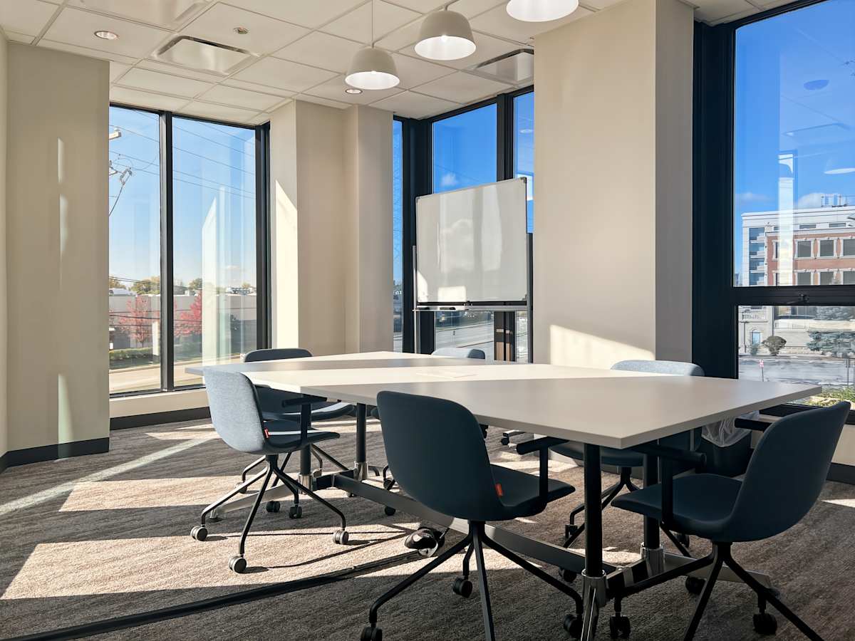 Regus - Oakbrook Terrace - 17W240 22nd Street photo 5