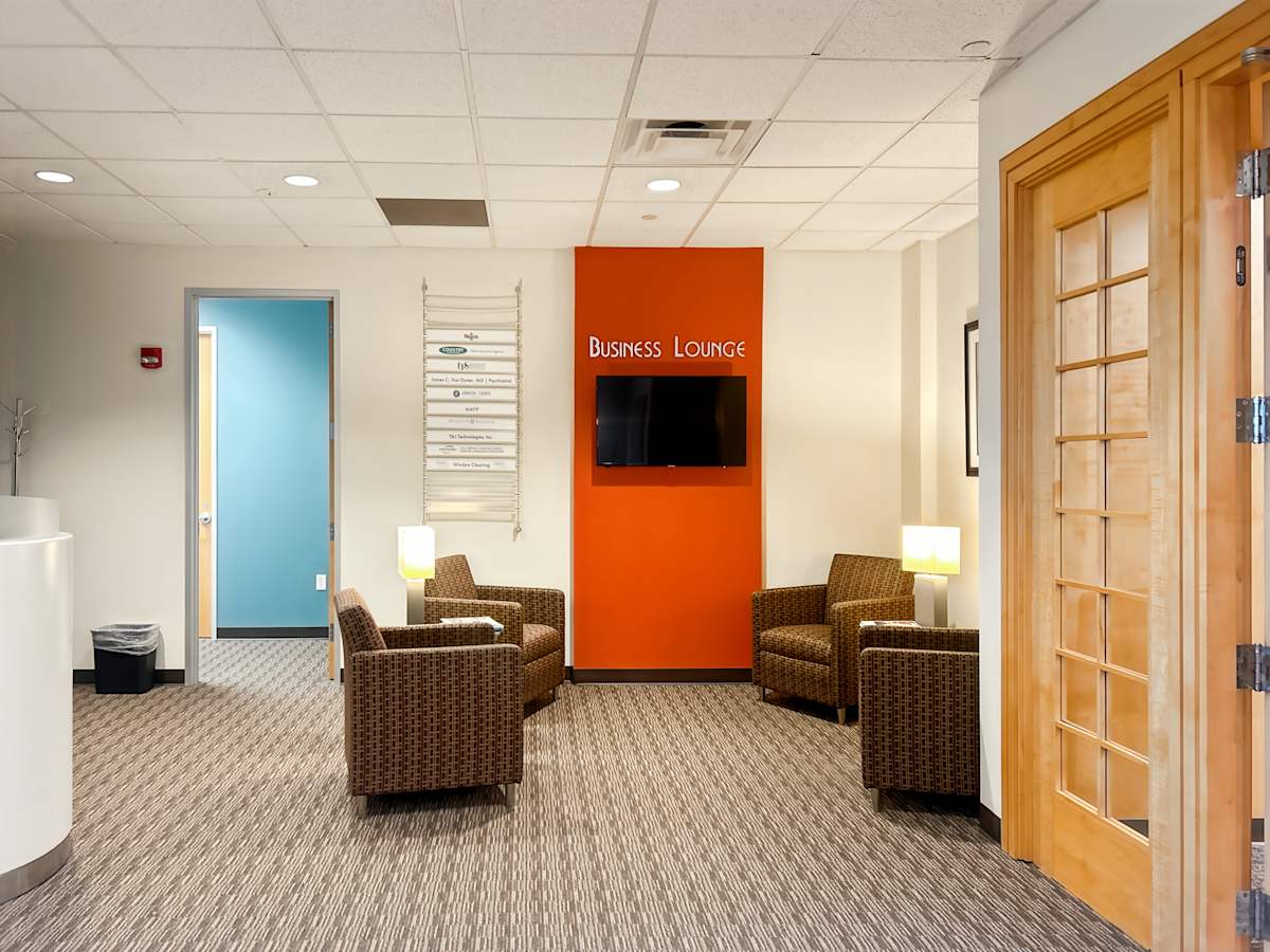 Crosstown Corporate Center photo 4