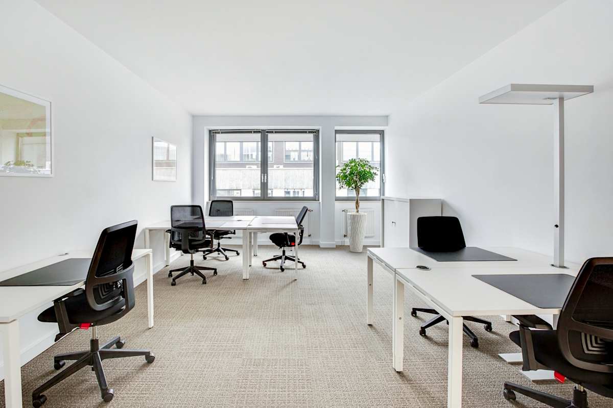 Bismarckstrasse photo 10