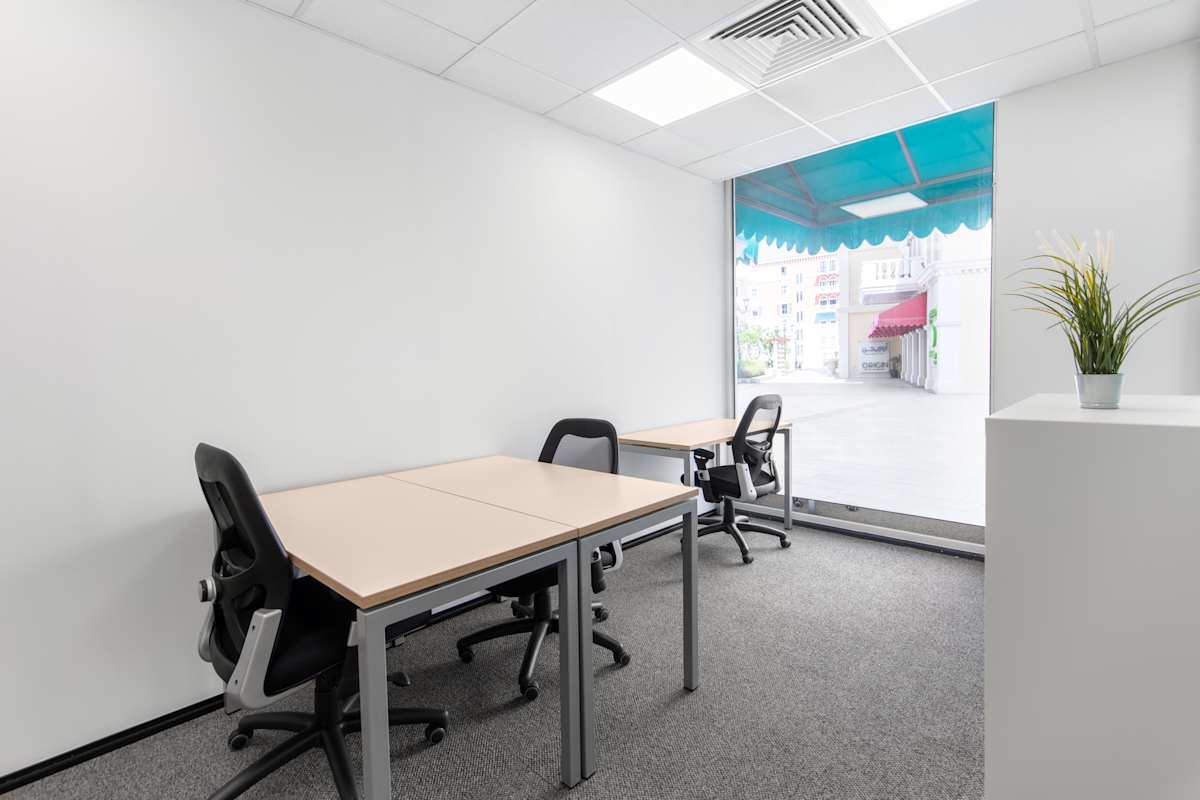 Regus - The Pearl photo 6