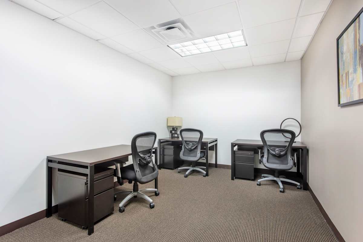 Oak Park Business Center photo 3
