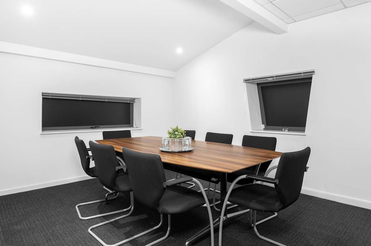 Regus Beaconsfield M40 photo 3