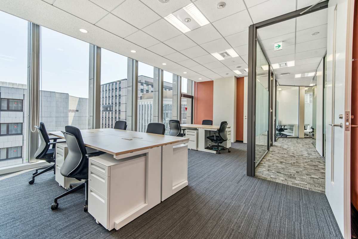 Regus - Urbannet Shijo Karasuma photo 9