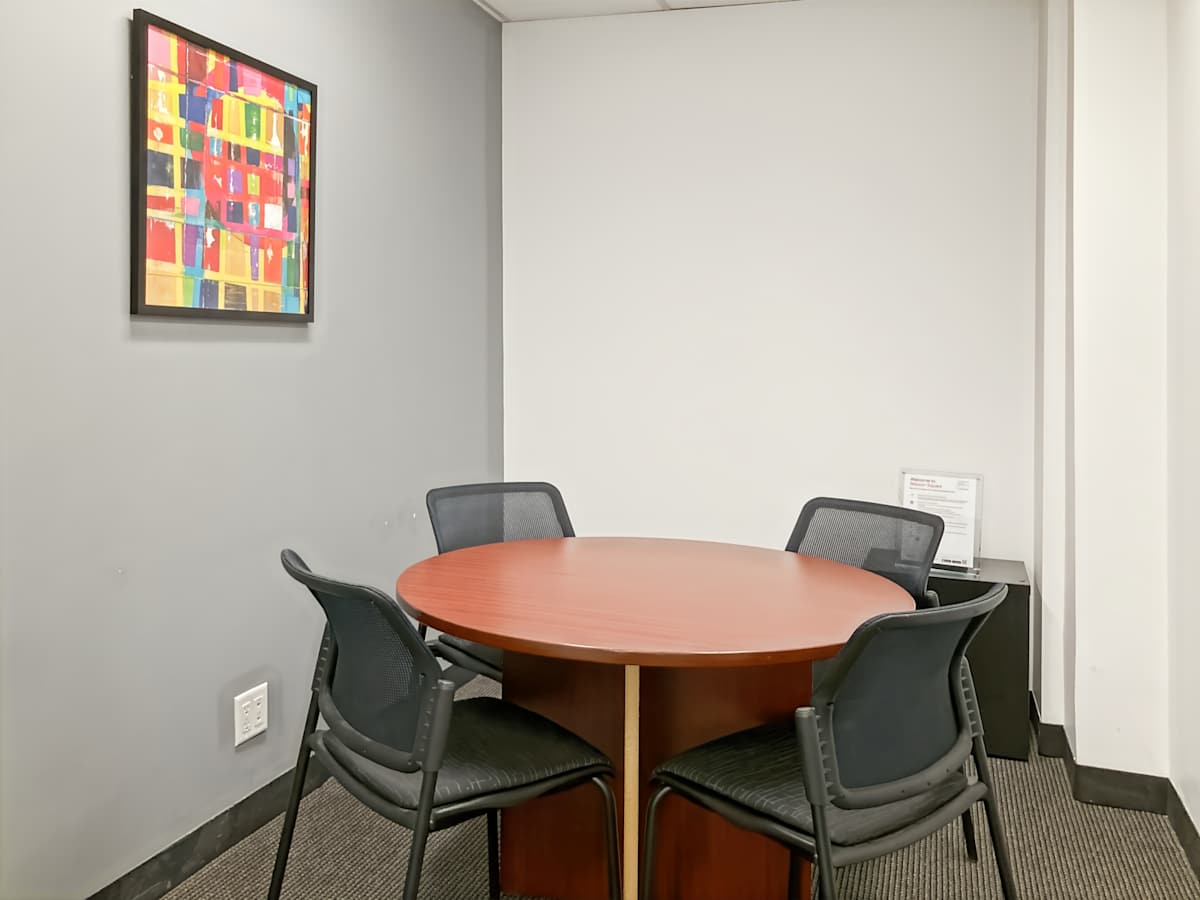 Regus - Vancouver, Robson Square photo 6