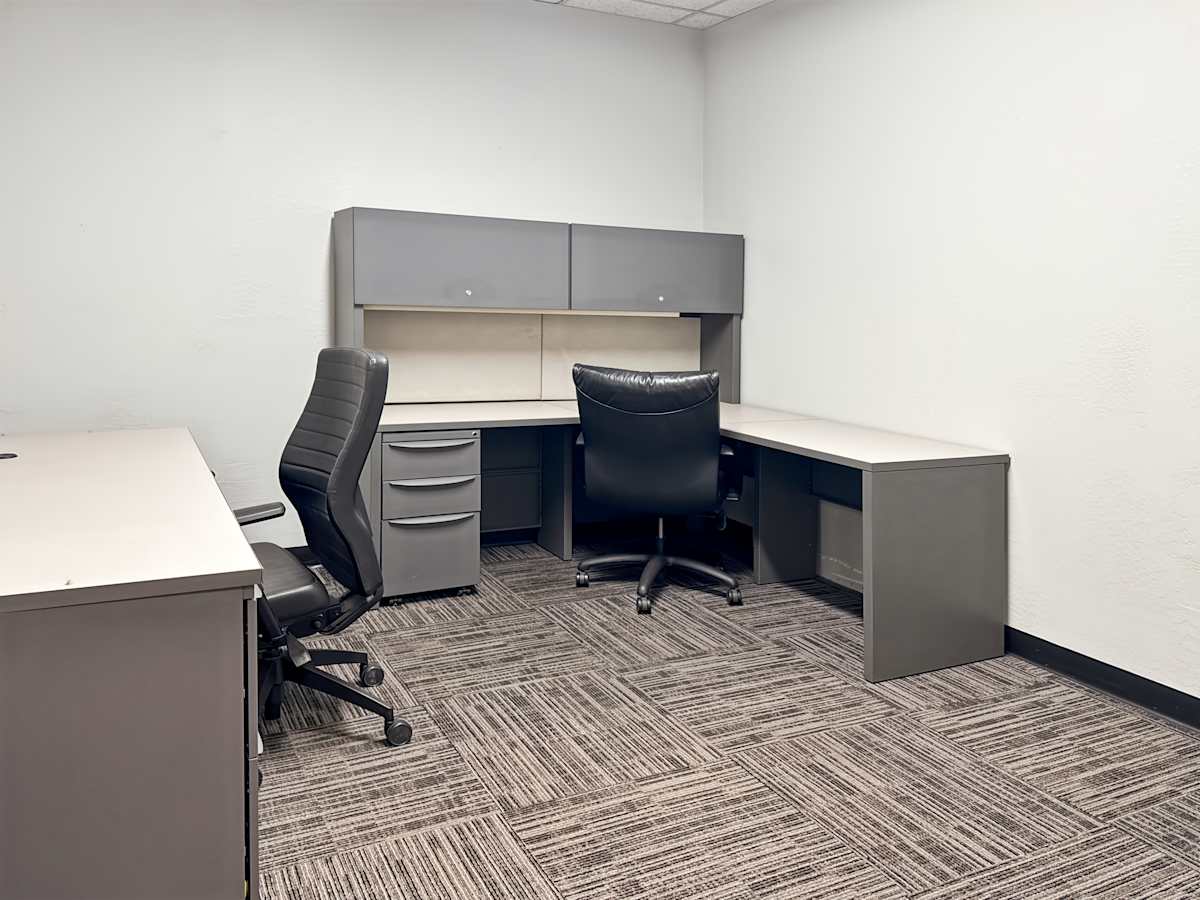 Regus - Goodyear - 1300 S Litchfield Rd photo 7