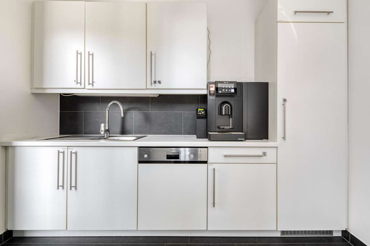Regus - Munich, Stachus photo 5