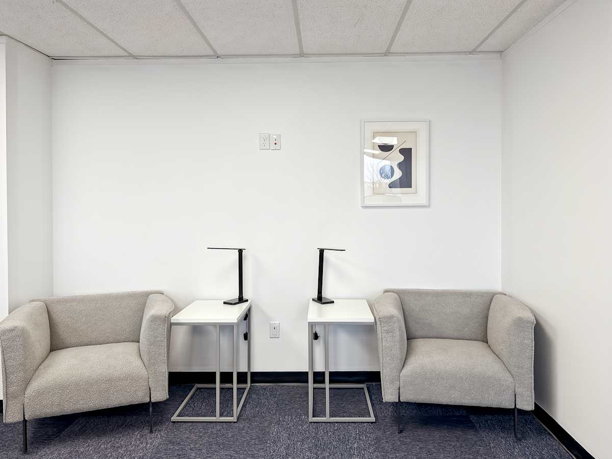 One Corporate Place photo 12