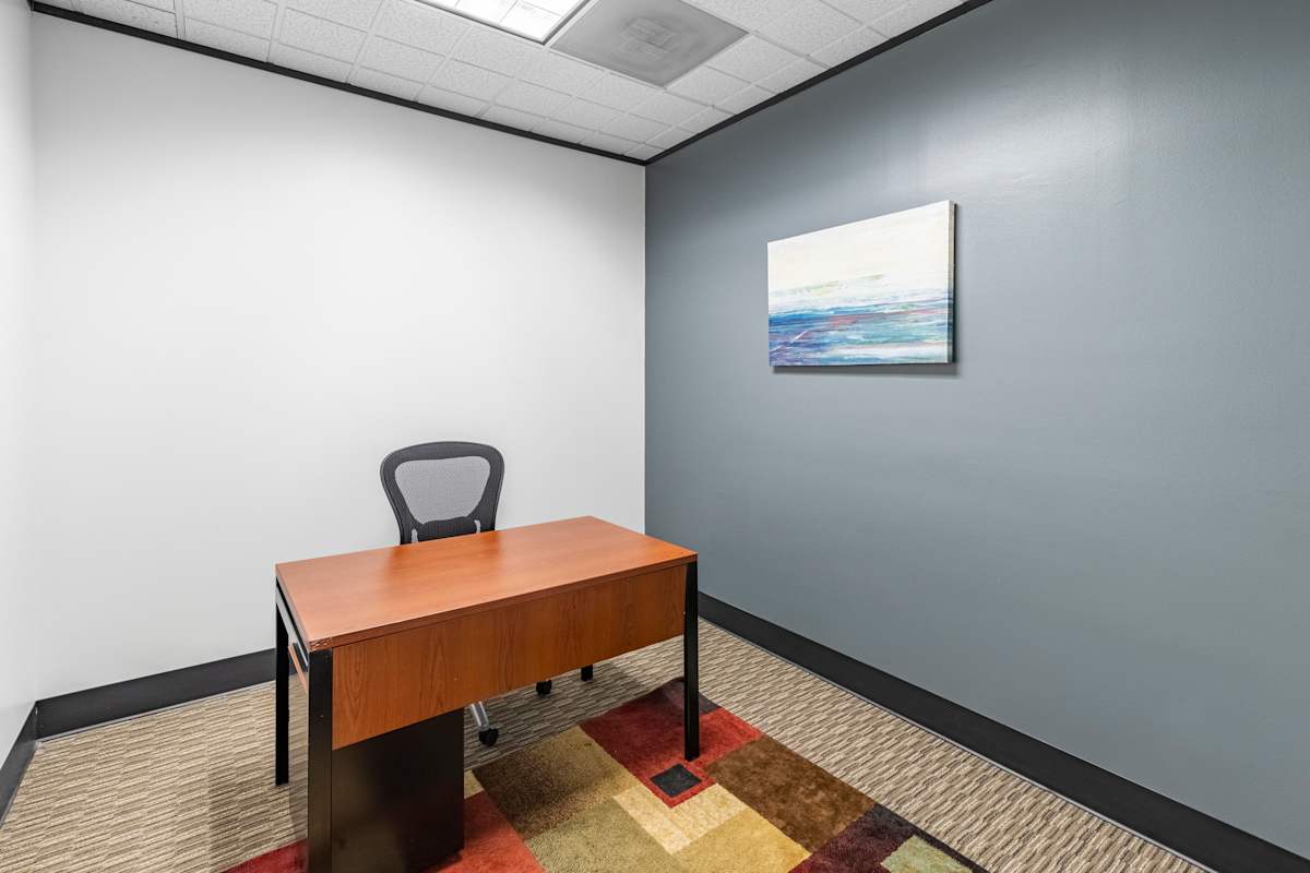 1777 NE Loop 410 photo 2
