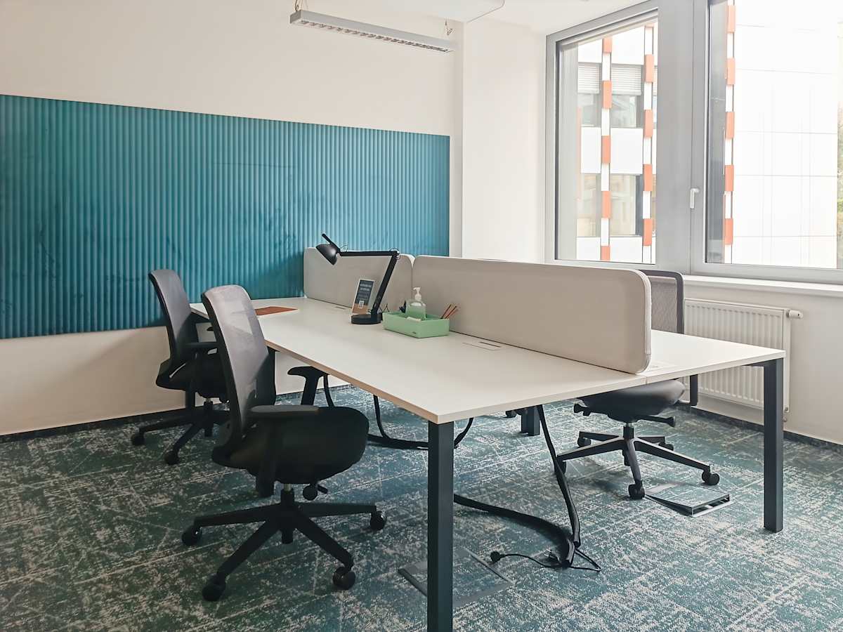 Regus - Lomnického photo 8