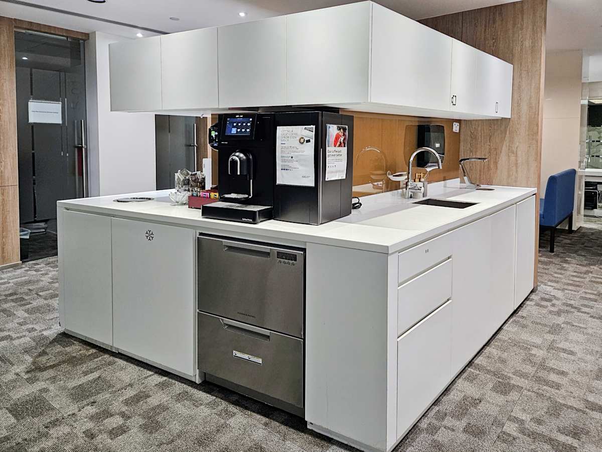 181 Queen's Road Central photo 6