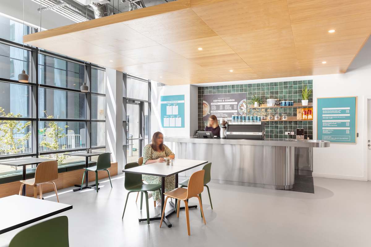 77 Sir John Rogerson's Quay photo 7