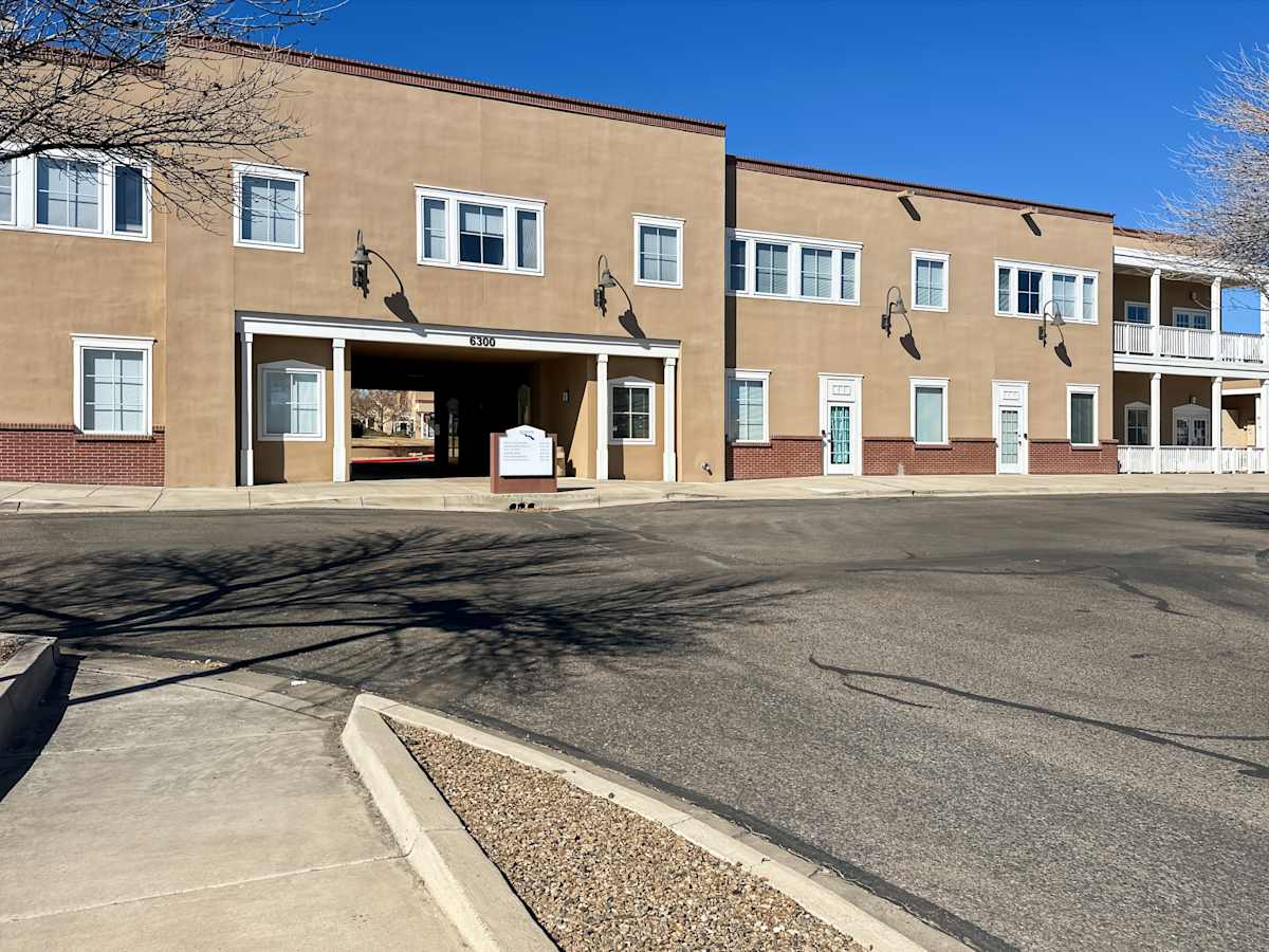 6300 Riverside Plaza Ln