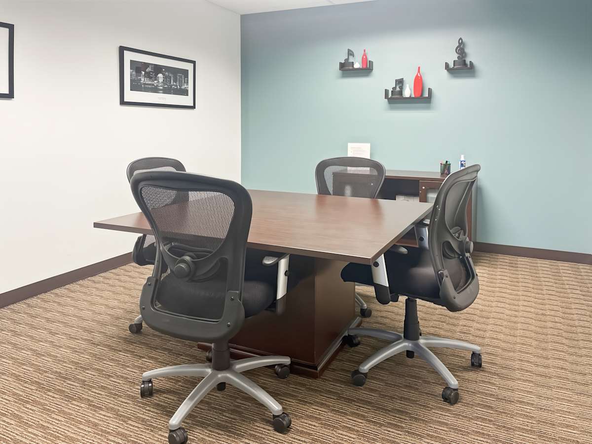 175 Capital Boulevard photo 3
