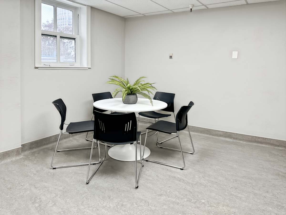 1100 11th St. photo 7