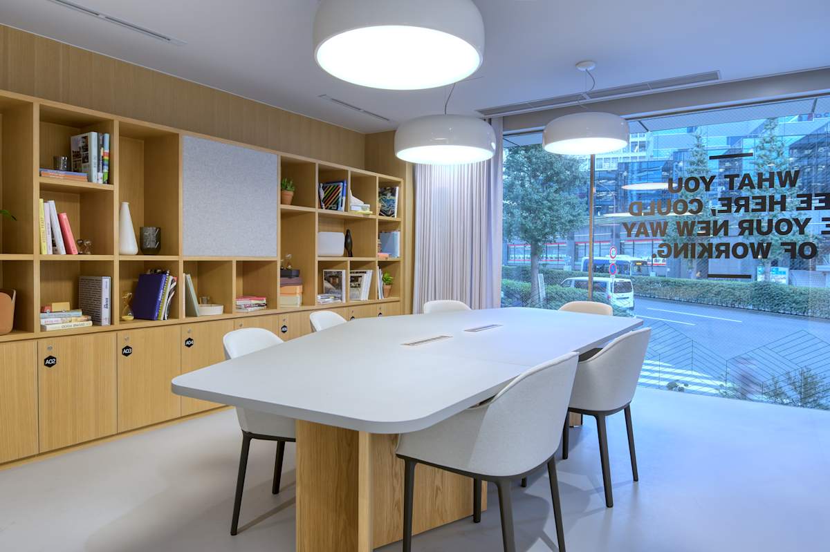 Spaces - Zenken Plaza photo 6