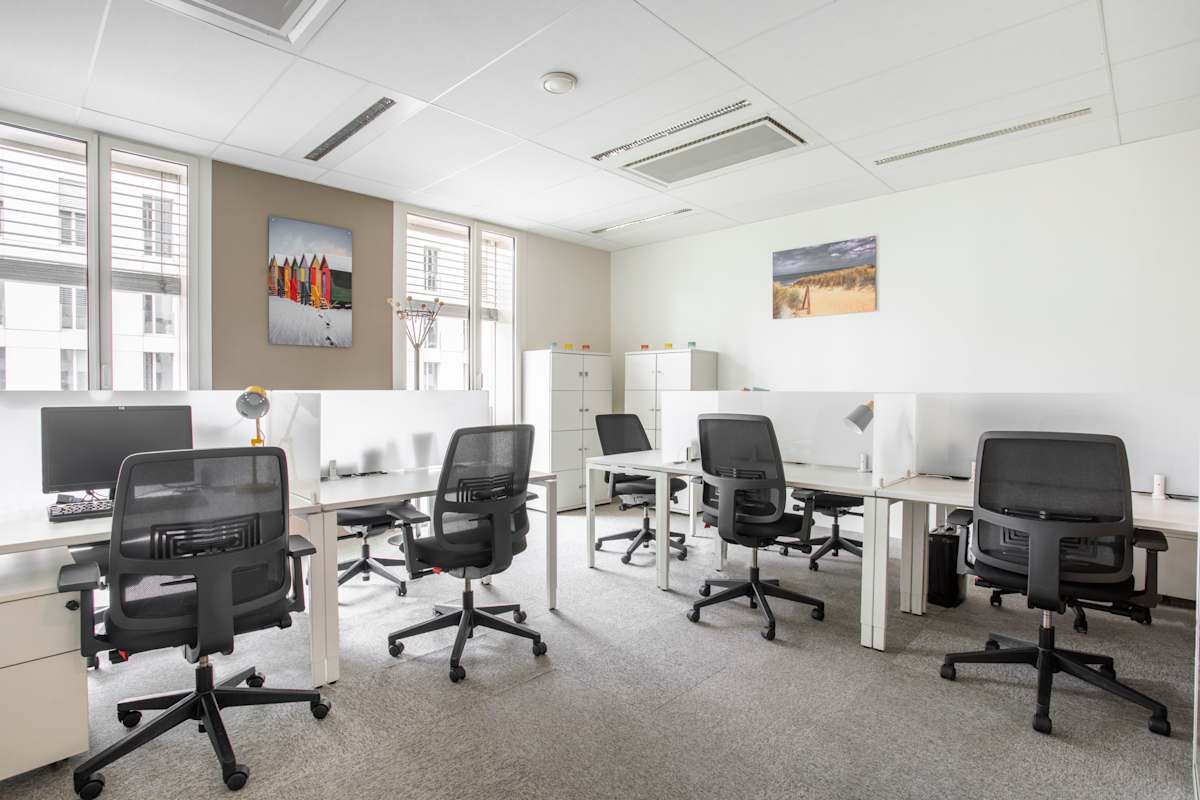 Regus Nantes, Skyline photo 3