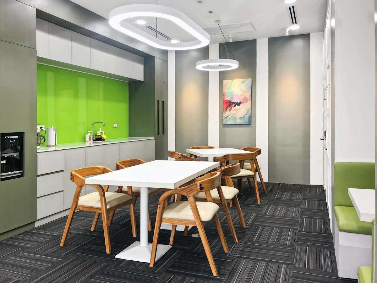 Regus - South Supermarket photo 8