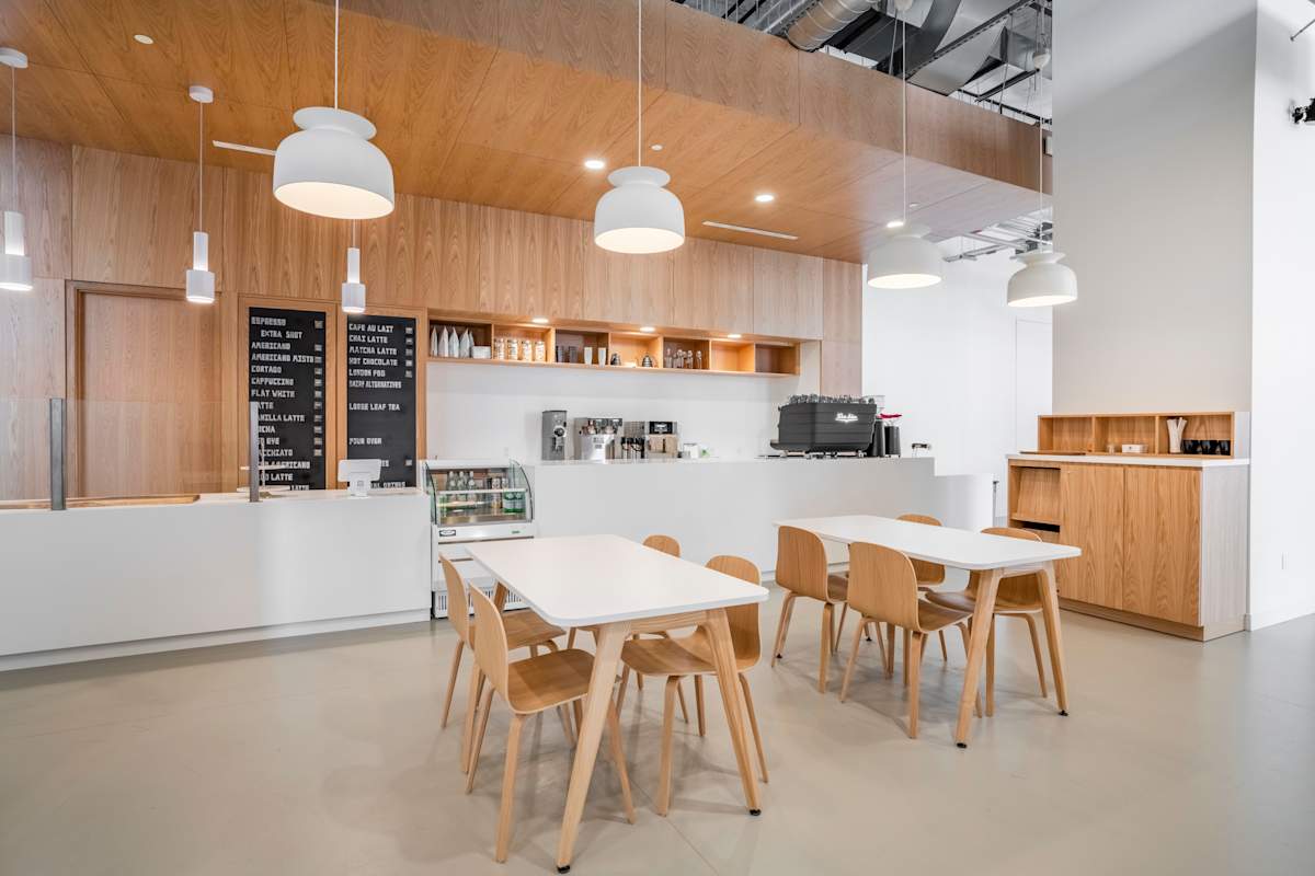 5200 Yonge Street photo 3